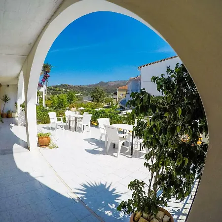 Vanessa Hotel